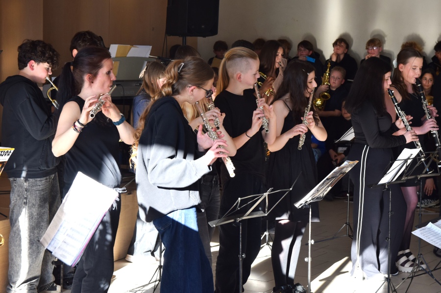 mittelschule benefizkonzert 04262